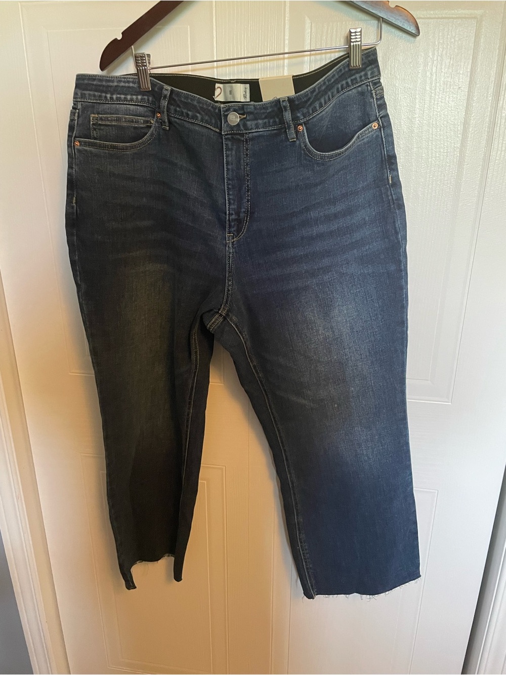 NWT Ricki’s Kick Flare Cropped Jeans